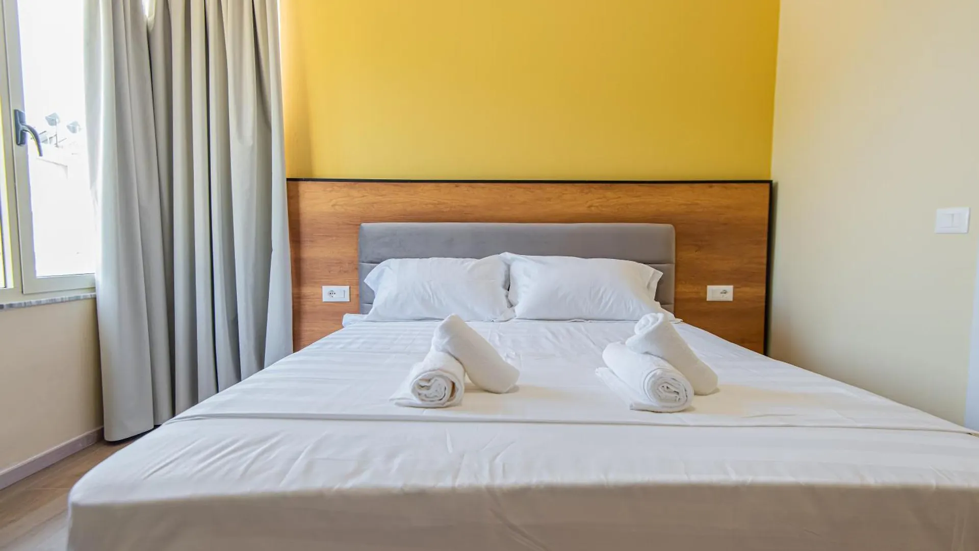 *** Hotel Aparthotel Eda Durrës Albania