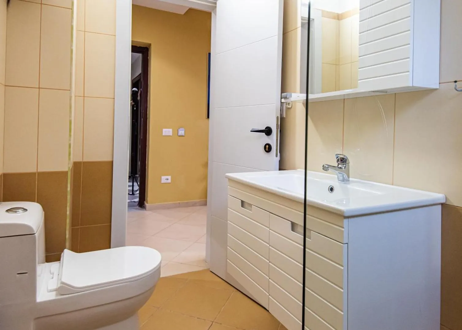 Aparthotel Eda Durrës 3*,