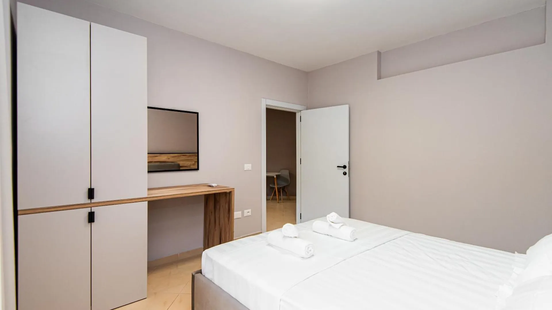 Aparthotel Eda Durrës
