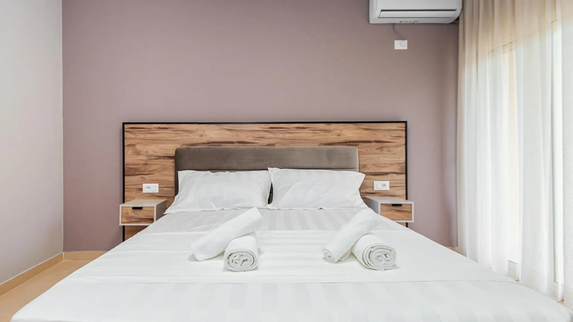 Aparthotel Eda Durrës Hotel