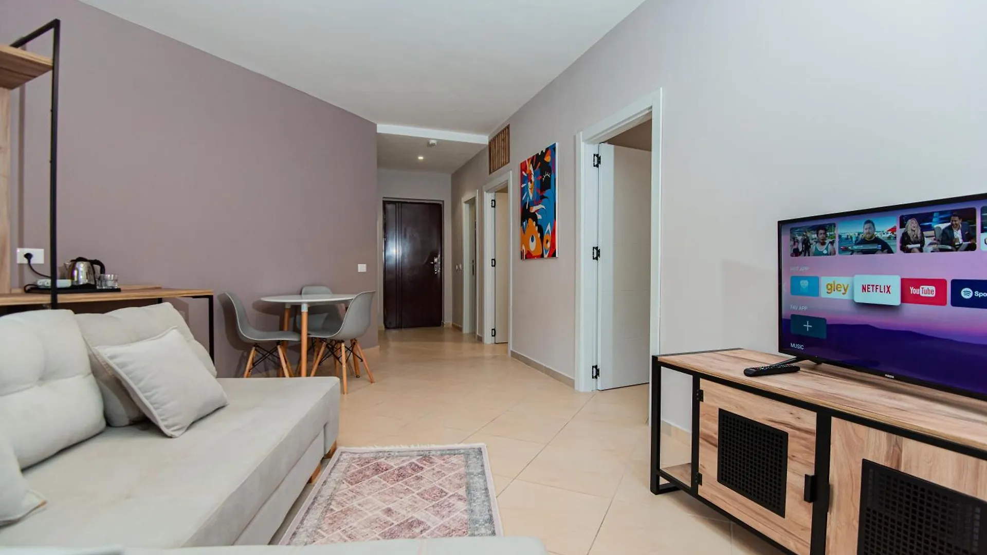 *** Hotel Aparthotel Eda Durrës Albania